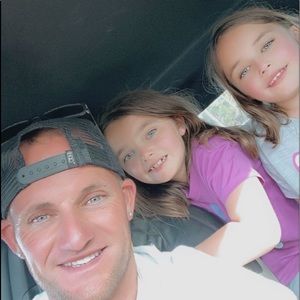 Meet your Posher, Daniel